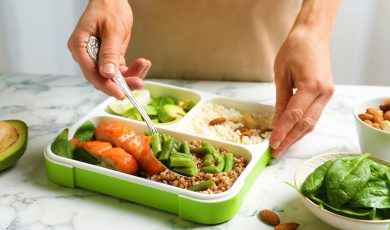Lutte contre la dénutrition et services de portage de repas à domicile