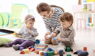 Les professionnels de la garde d&rsquo;enfants à domicile font des propositions