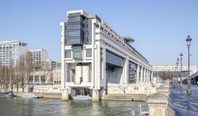 Avance immédiate du crédit d’impôt : une obligation de garantie financière impossible qui va pénaliser tout le secteur et les clients les plus modestes