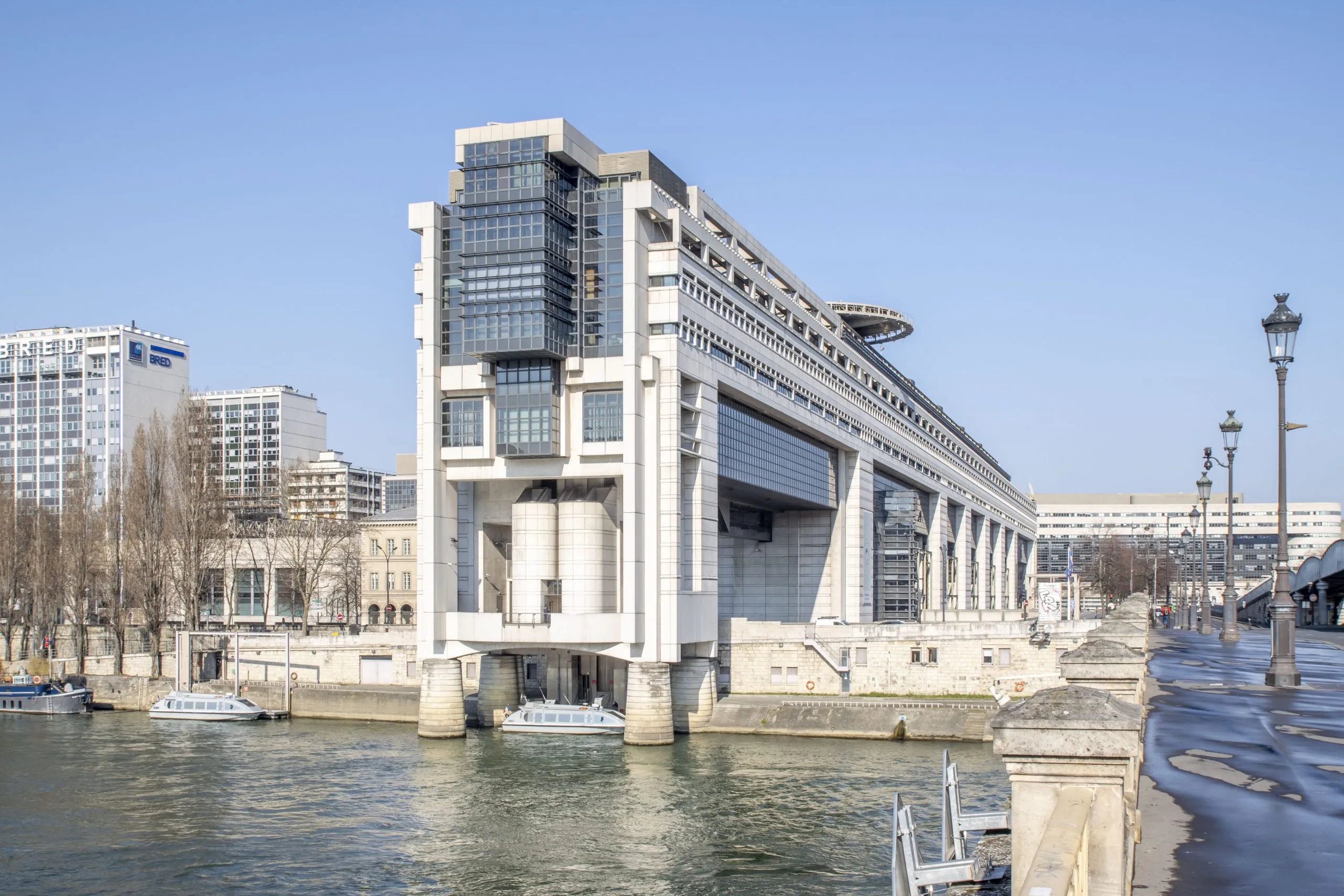 Avance immédiate du crédit d’impôt : une obligation de garantie financière impossible qui va pénaliser tout le secteur et les clients les plus modestes