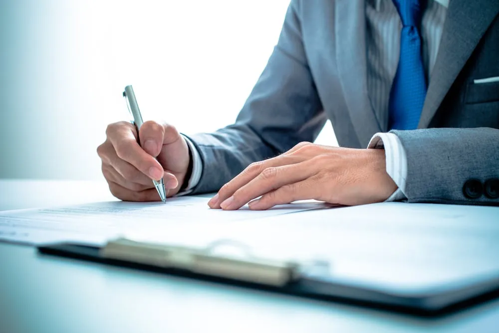Métiers du Grand Âge : signature d&rsquo;un accord en faveur du développement de la PRO A