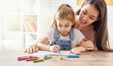 La garde d’enfants à domicile pourrait contribuer activement à «l’effort de guerre» sous l’impulsion des pouvoirs publics