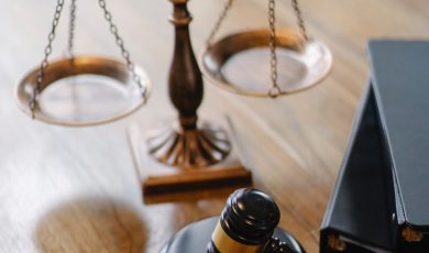 Flash Info Juridique : Journal Officiel du 29 Avril 2022 – Publication de nombreux textes réglementaires relatifs aux Services d’Aide à Domicile.